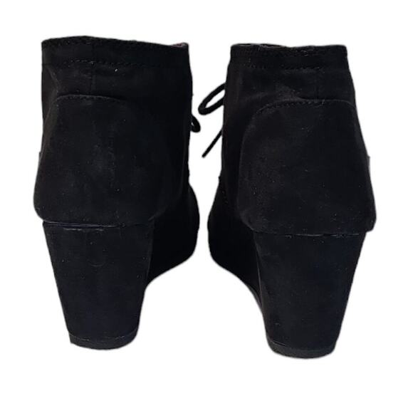 Route 66 Emerson Black Lace-Up Wedge Heel Ankle Bootie Women's Size 7M - Picture 5 of 13